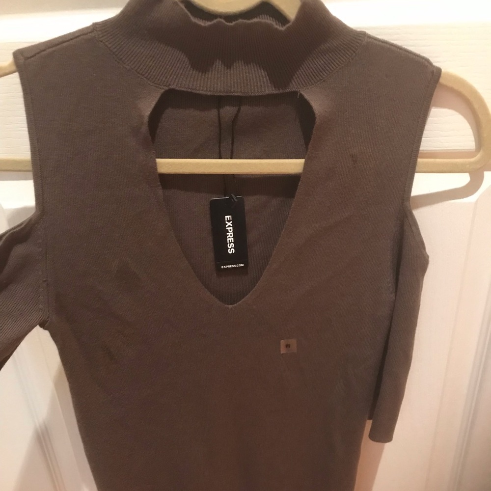 Express Top Size M